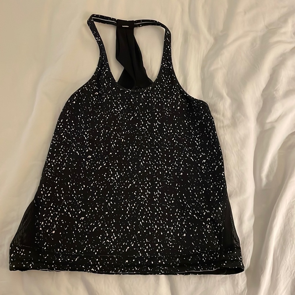 Lululemon tank